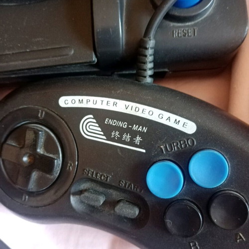 Enging_man vintage video game console like new for two players