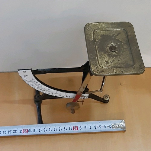 Postal scale like new