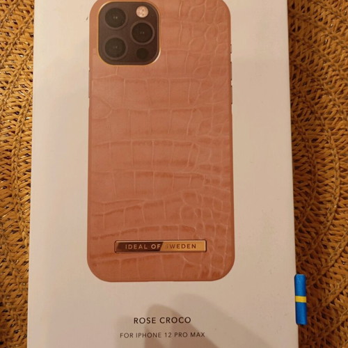 iPhone 12 case new, rose color