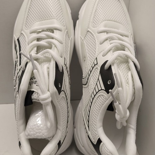 Men's sport shoes size 43, black and white