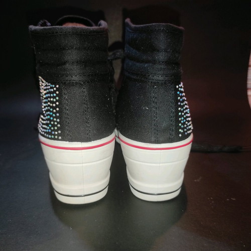 Women's shoes with heels and rhinestones used, size 39, black
