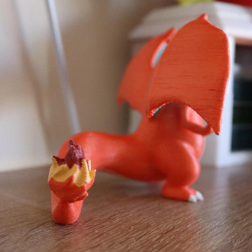 Charizard Pokémon 3D figure like new, hand-painted