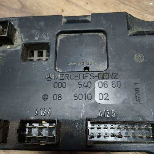 Mercedes Vito 2.2CDI fuse box 0005400650 2000