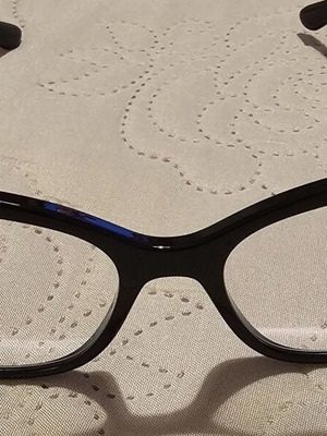 Dolce & Gabbana Cat-Eye Glasses like new, black acetate frame