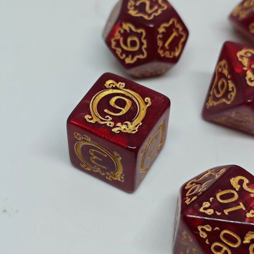 D&D Dragon Pearl Red & Gold Dice Set like new, 7 pieces