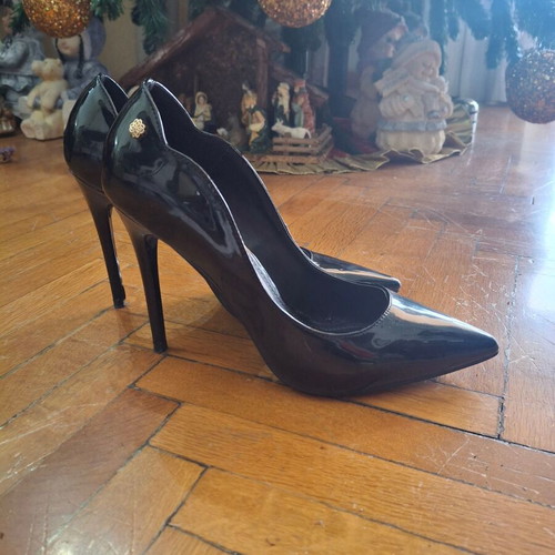 Migato black patent leather 12cm high heel pumps, size 40