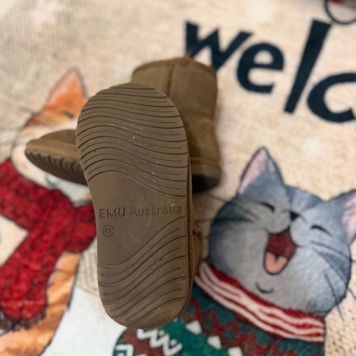 Emu kids boots used, size 25/26, brown with fur lining