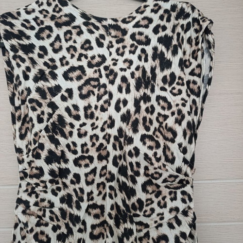 Zara leopard print midi dress size M like new