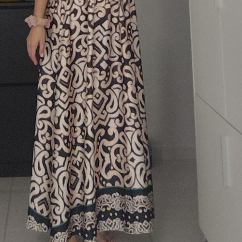 Maxi skirt new, lightweight with elastic waist and belt, black and beige