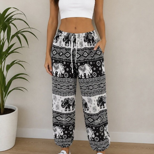 Printed wide pants Medium like new with elephant pattern