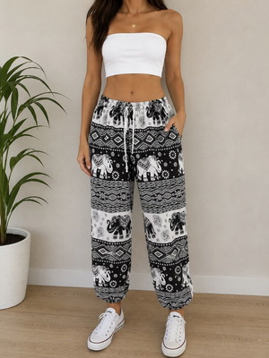 Printed wide pants Medium like new with elephant pattern