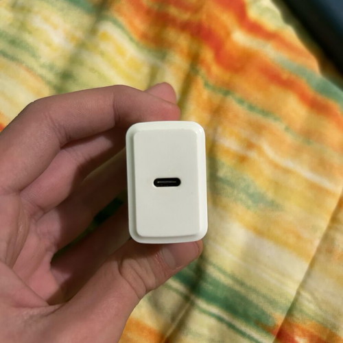 Usb C charger 20w like new
