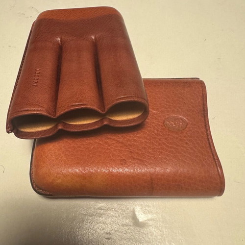 Lecerf leather cigar case used, tan, capacity for three cigars