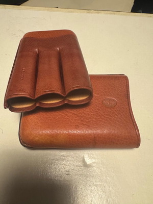 Lecerf leather cigar case used, tan, capacity for three cigars