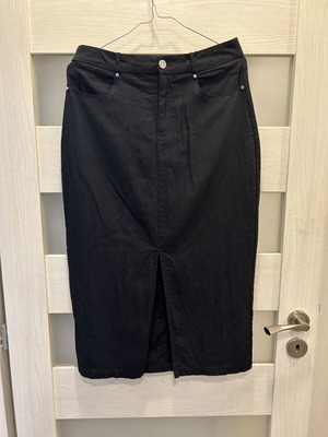 Mohito black linen skirt like new, front slit, sizes S/M