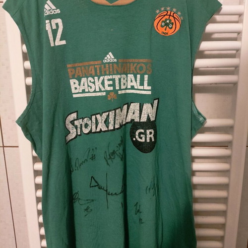 Panathinaikos bc 2015-2016 collectible jersey used with autographs