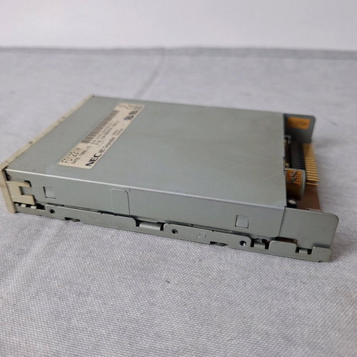 Floppy Disc 3.5 Drive NEC 1999 FD1231H used with ribbon cable