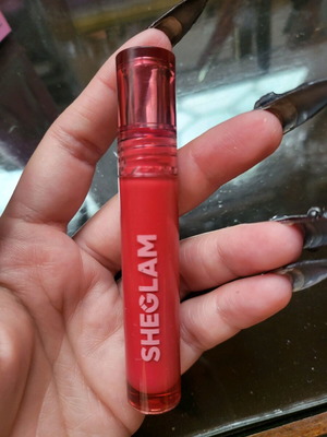 Sheglam lip stain new, red shade