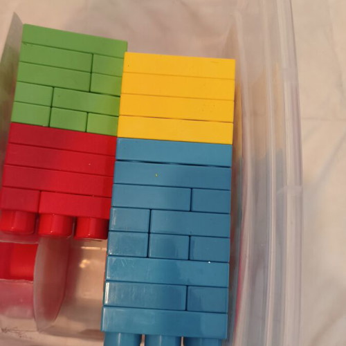 Plastic building blocks
