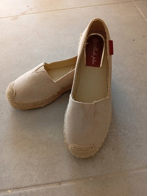 Mods Plus women's shoes size 38 like new, beige