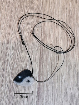 Guitar pen necklace