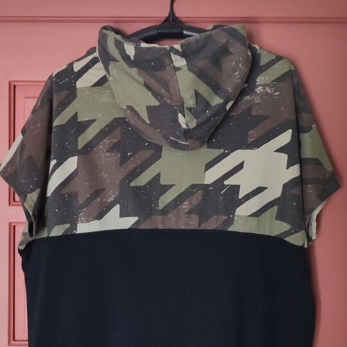 Tshirt oversized London ink hoodie used, camo bicolor design, size M-L
