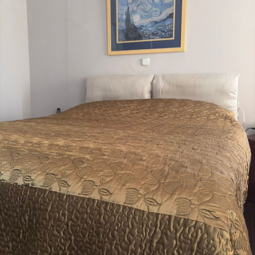Zara Home quilt gold chestnut 250×230 cm like new