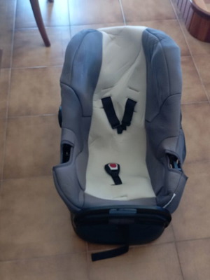Foppapedretti baby car seat egg shape Group 0+