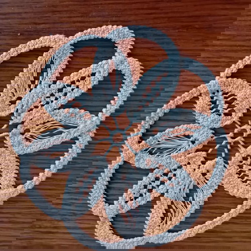 Салфетка полназ нова, плетена на една кука