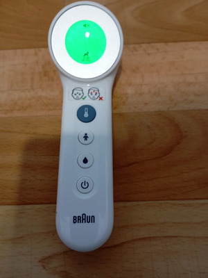 Braun θερμόμετρο σαν καινούργιο