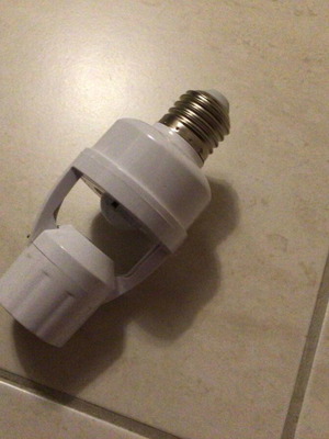 Αισθητήρας κίνησης για Ε27 λάμπα σαν καινούργιο