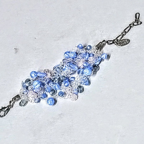 Blue bracelet used, fits any size