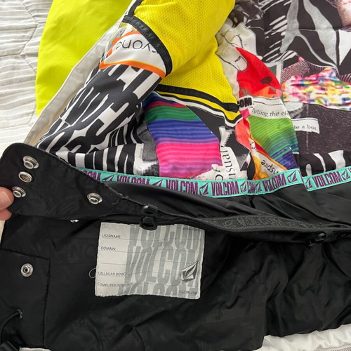 Volcom ski jacket used, size Medium, 8000 Thermonite