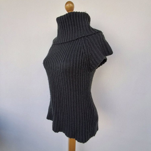 More&More sleeveless sweater used, size L, black