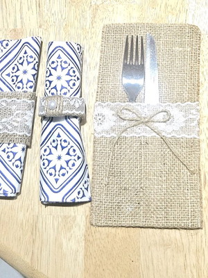 Napkin rings and cutlery holders like new, set of 20 pieces