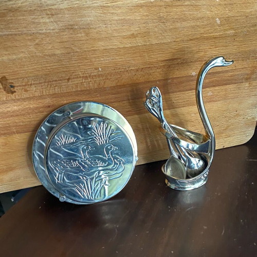 Vintage swan serving set like new