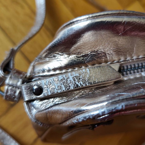 Superdry small shoulder bag used, gold color