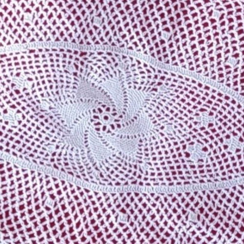 Vintage tablecloth set with 4 coasters handmade, like new