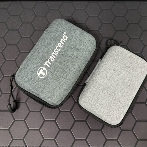 Hard-Shell Accessory Cases Small and Medium, new