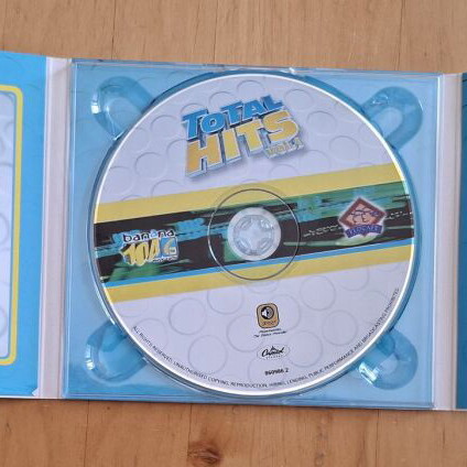 Total Hits Vol. 1 Banana Radio 104 CD compilation