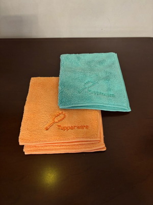 Tupperware Dusting Cloths New