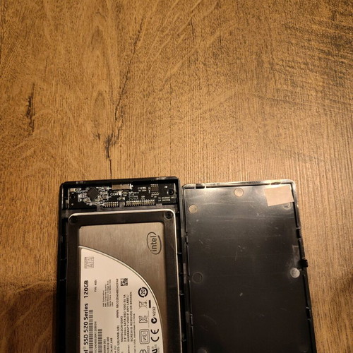 Intel SSD 120 Gb in USB 3 case like new