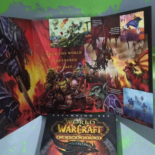 World of Warcraft Blizzard PC game collection with 5 expansions and extras