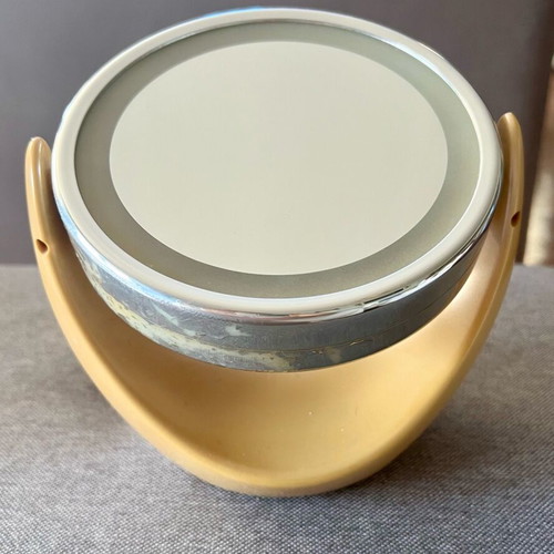 Beurer mirror used with batteries, old