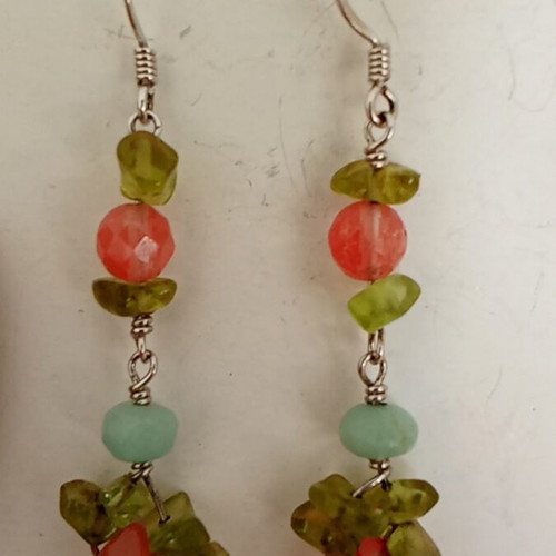 Silver dangle earrings with beads like new, multicolor