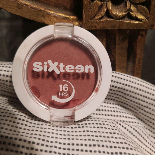 Sixteen 16 HRS blush unused, like new