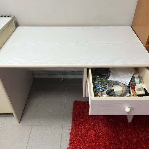 Neoset Desk with Drawers like new
