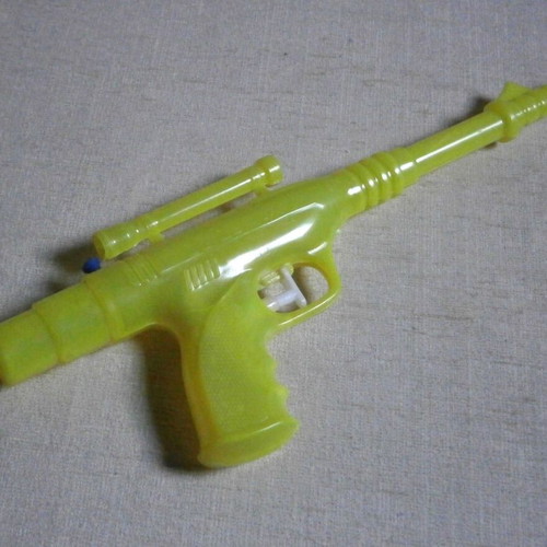 Leizer 2000 Space Water Toy Gun, plastic