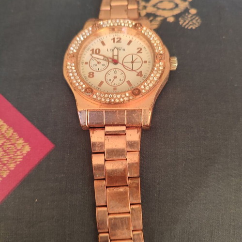 Women's watches used, white and silver, all working