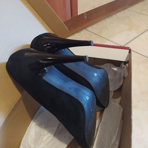 Suede pumps used Antonelos black size 37